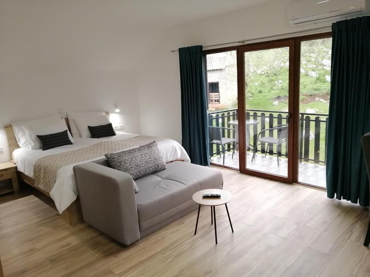 Farma & Apartmani II Opg Sasa Delic Grabusic Kültér fotó